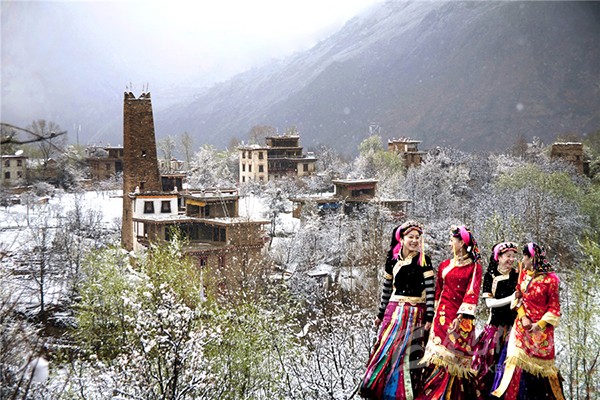 春節旅游走丹巴 美人之鄉名不虛傳