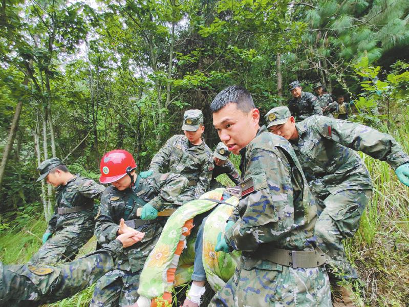 9月6日，武警.jpg