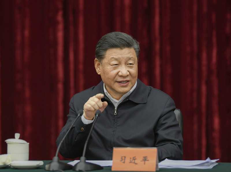 2019年4月15日至17日，中共中央總書(shū)記、國家主席、中央軍委主席習近平在重慶考察，并主持召開(kāi)解決“兩不愁三保障”突出問(wèn)題座談會(huì )。這是4月16日下午，習近平主持召開(kāi)解決“兩不愁三保障”突出問(wèn)題座談會(huì )并發(fā)表重要講話(huà)。新華社記者 謝環(huán)馳 攝